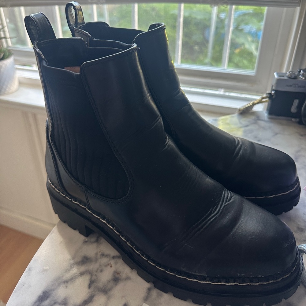 Sam & Libby Women's Skylar Black Chelsea Bootie